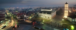 centar_grada_vranja_nocu